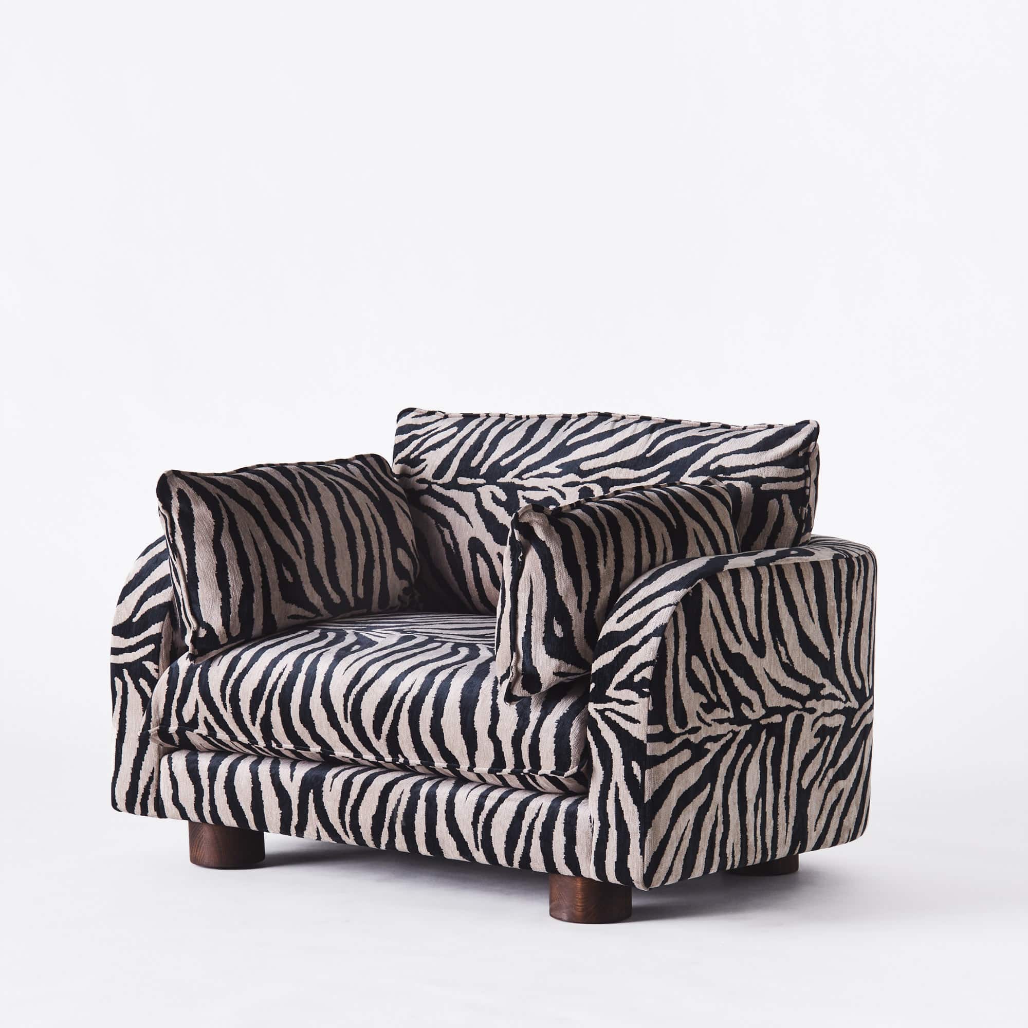 Miles Loveseat Zebra - Image 4