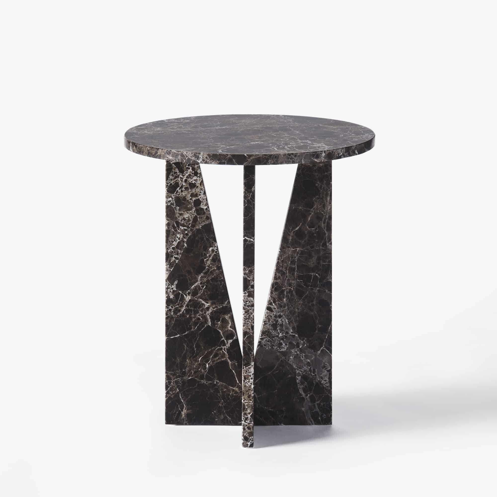 V Side Table Dark Empreador