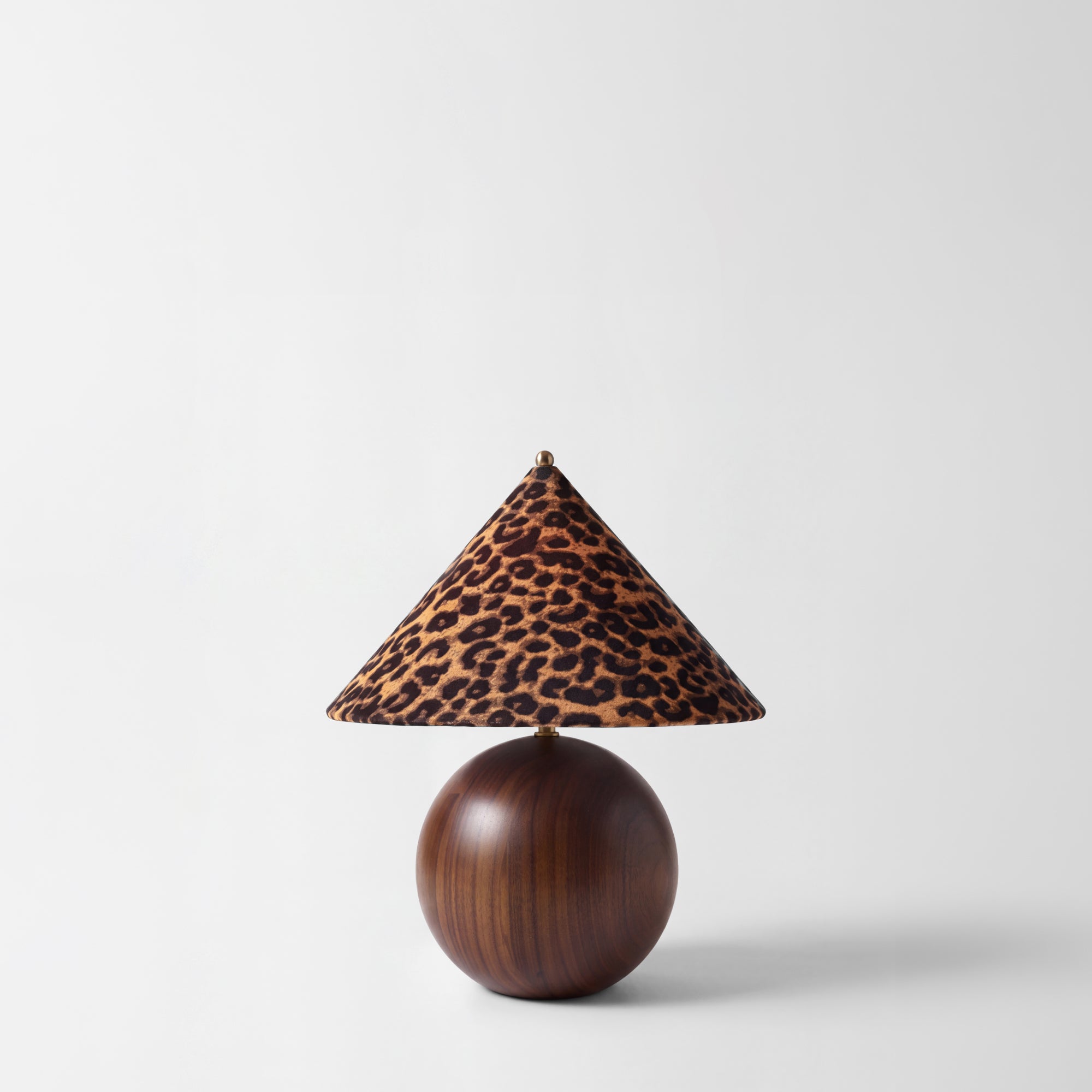 Sphere Leopard Table Lamp